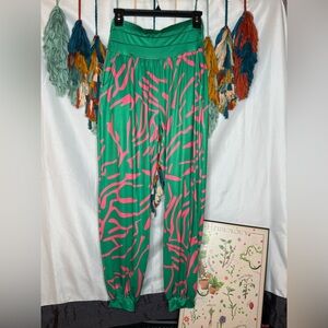 Women’s Green Pink Joggers Abstract Print Stretch Lounge Pants High Waist